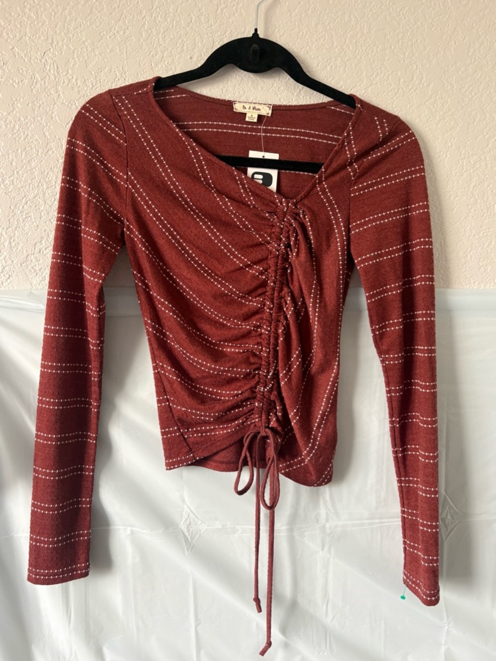 Buckle Rust Red Long-Sleeve Ruched Drawstring Top - Picture 2 of 6